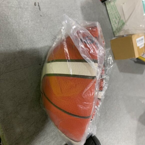 Outdoor Basketball, FIBA Approved, Size 5 - Picture 2 of 2